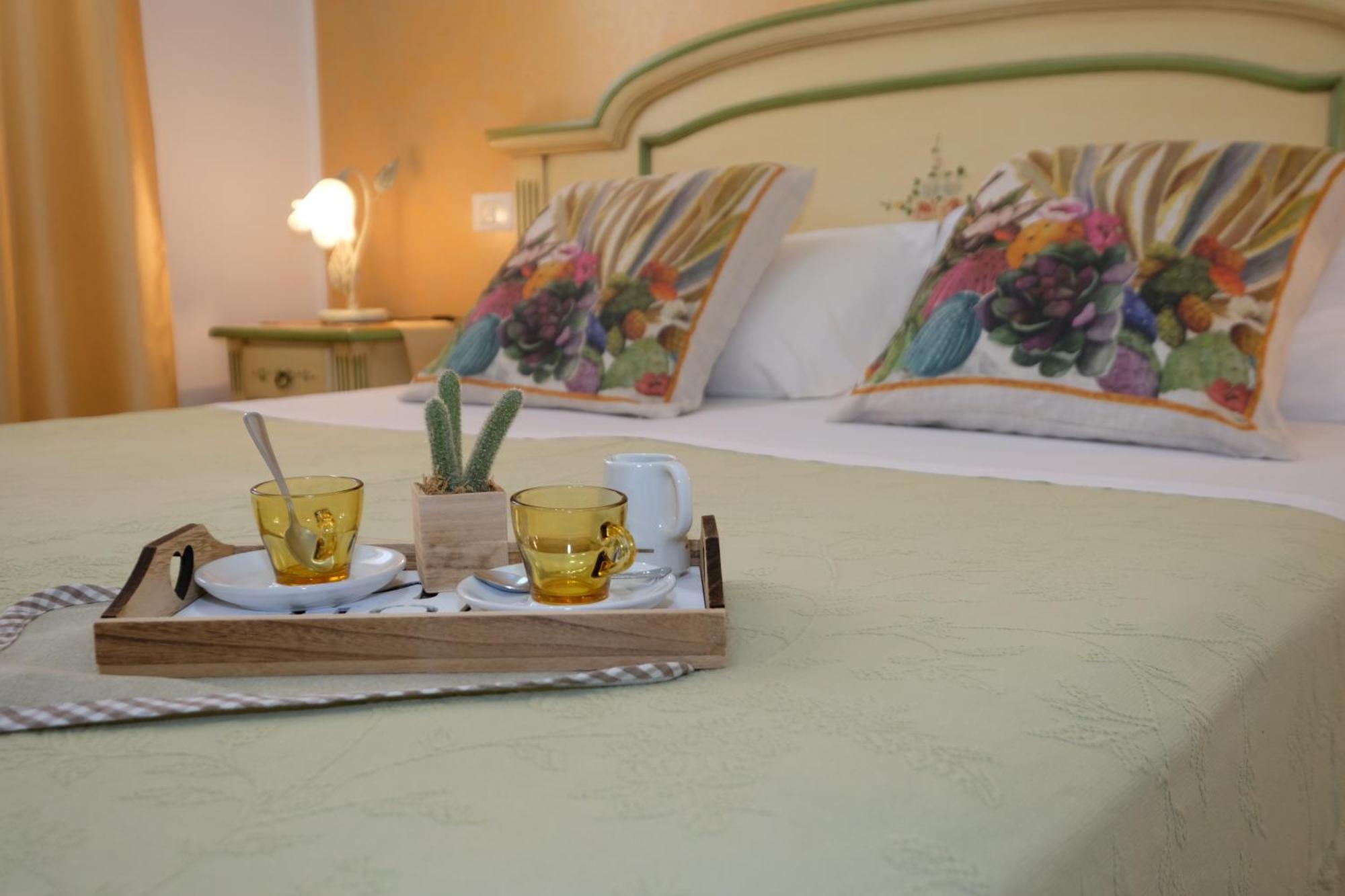 Blue Sea B&B ซานวิโต โลคาโป ภายนอก รูปภาพ